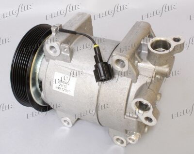 Compresor, Aire Acondicionado Nissan Navara NP300 · 940.52082